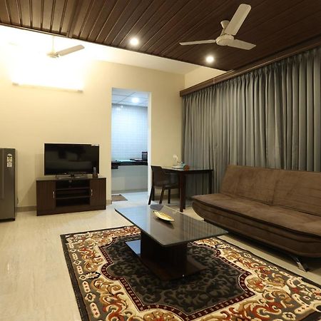 Minas Manor Hotel Tiruchirappalli Exterior photo
