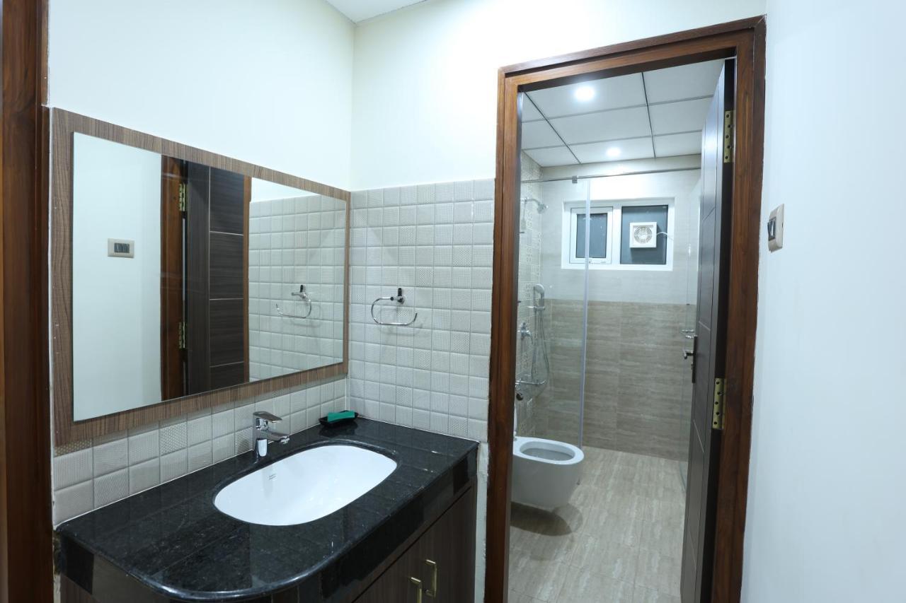 Minas Manor Hotel Tiruchirappalli Exterior photo